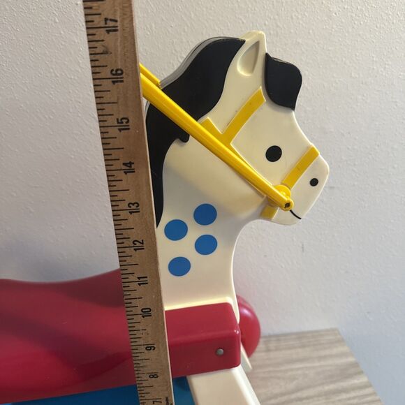 Vintage 1976 Fisher Price Riding Horse Toy 978 Pull Plastic Pony - Picture 2 of 8